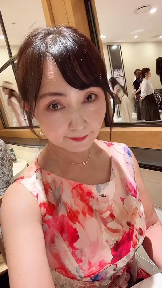 A2042 照片689张 视频112个 日本 成熟气质阿姨 生活日常 旅游 自拍多 自拍视频多